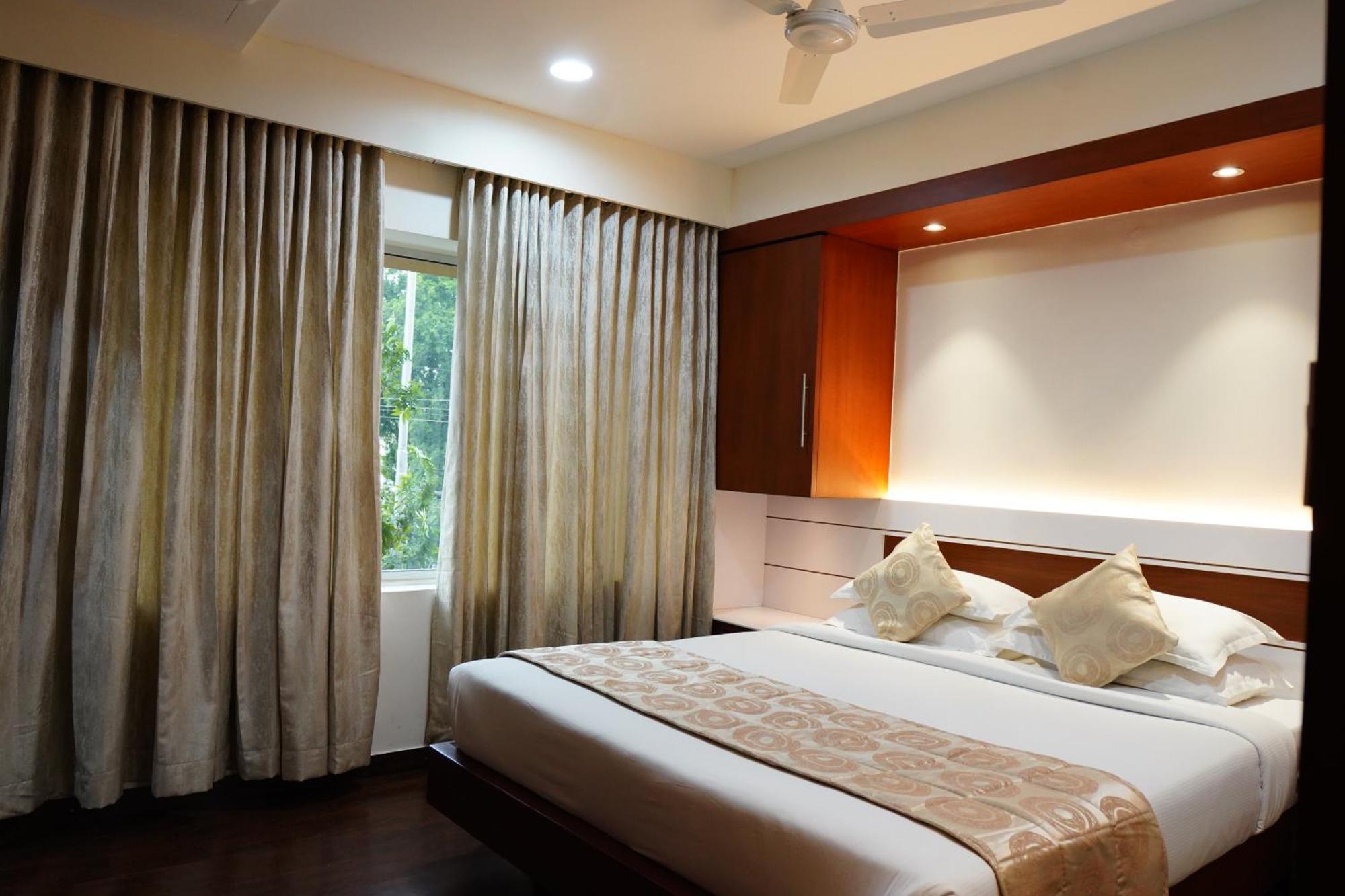 Chola Serviced Apartment Tiruchirappalli Екстер'єр фото