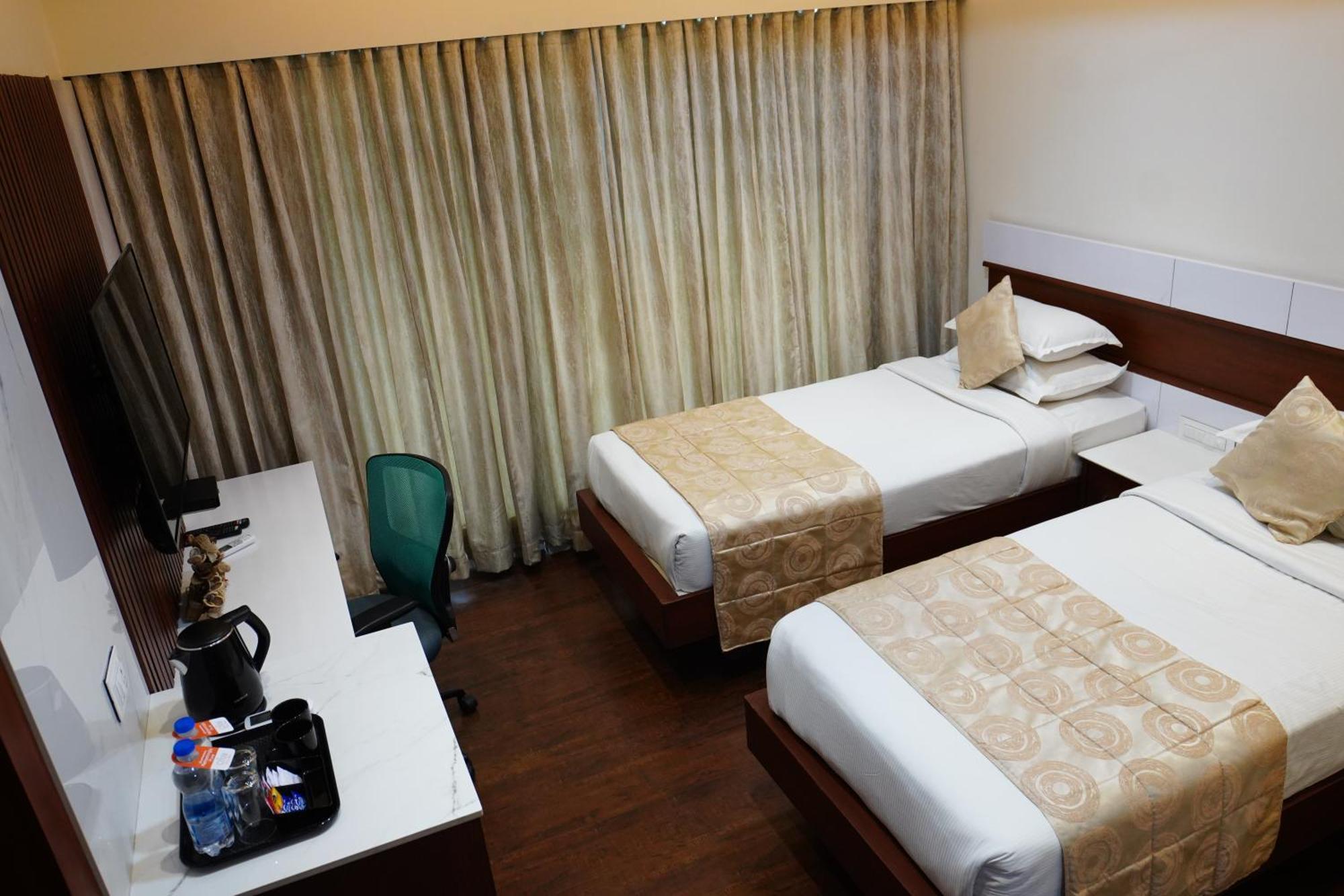 Chola Serviced Apartment Tiruchirappalli Екстер'єр фото
