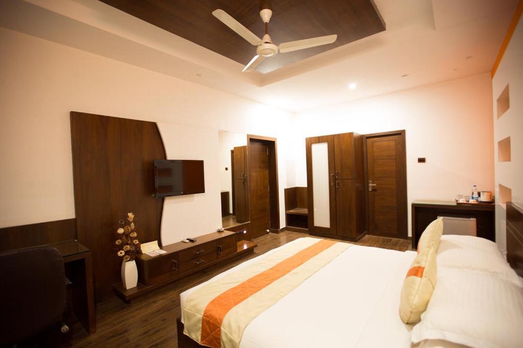 Chola Serviced Apartment Tiruchirappalli Екстер'єр фото